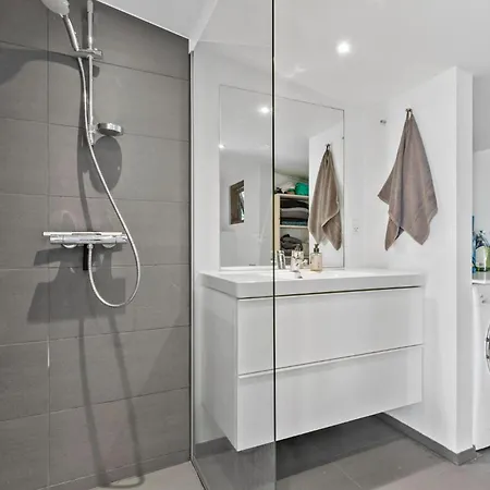 2 Bedroom Front In * Rønde